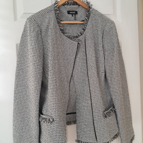 DKNY Women's Business Plus size Fringe Trim Tweed style zipper blazer size 16 - Picture 3 of 9